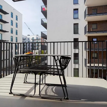 Shortstaypoland Szwedzka